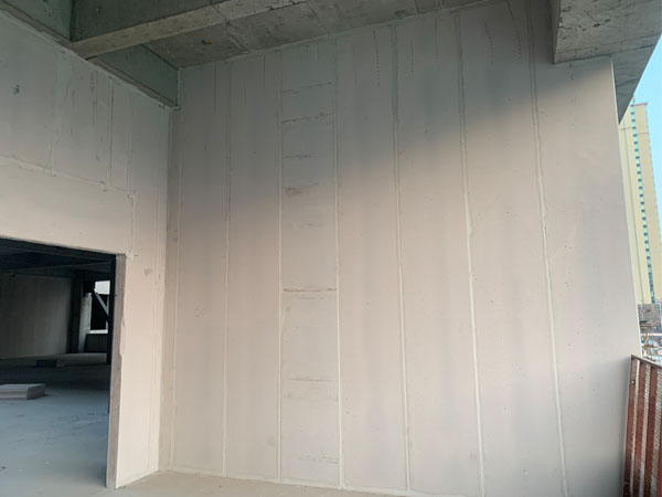ALC板内墙施工现场 4.jpg