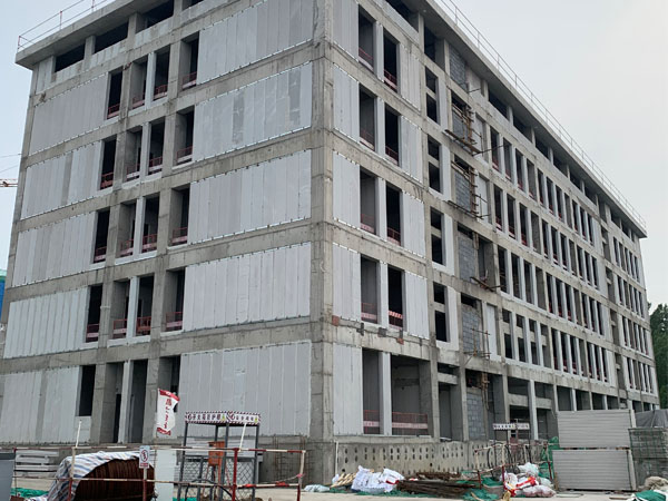 ALC板外墙施工现场 2.jpg
